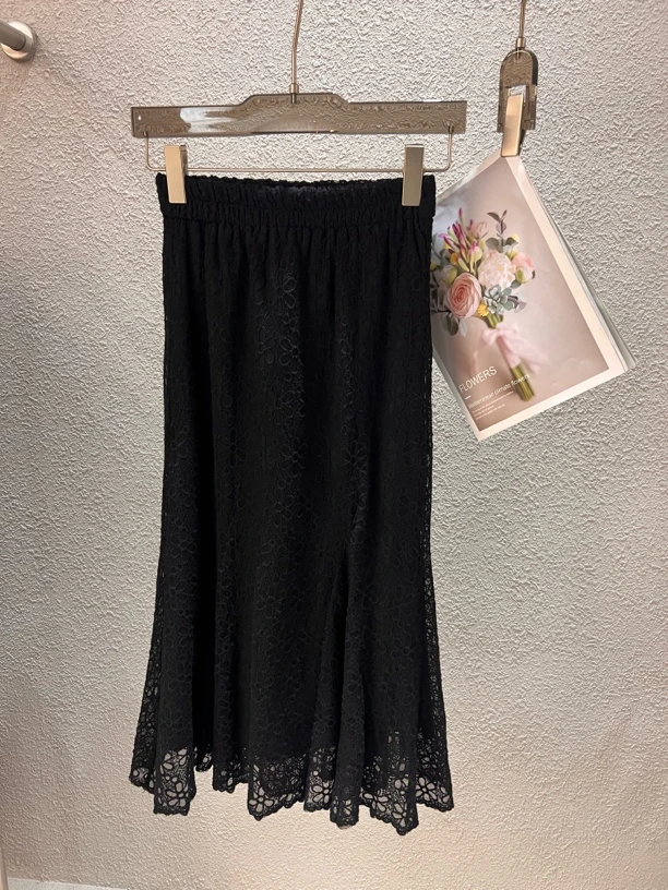韩国百搭蕾丝半身裙