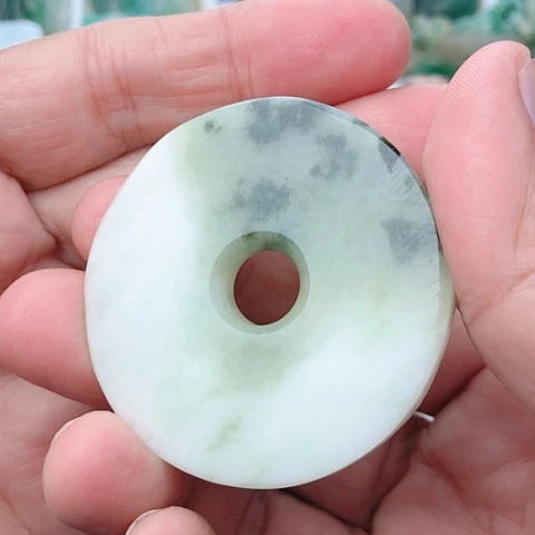 未镶嵌独山玉吊坠(不含链)海**月