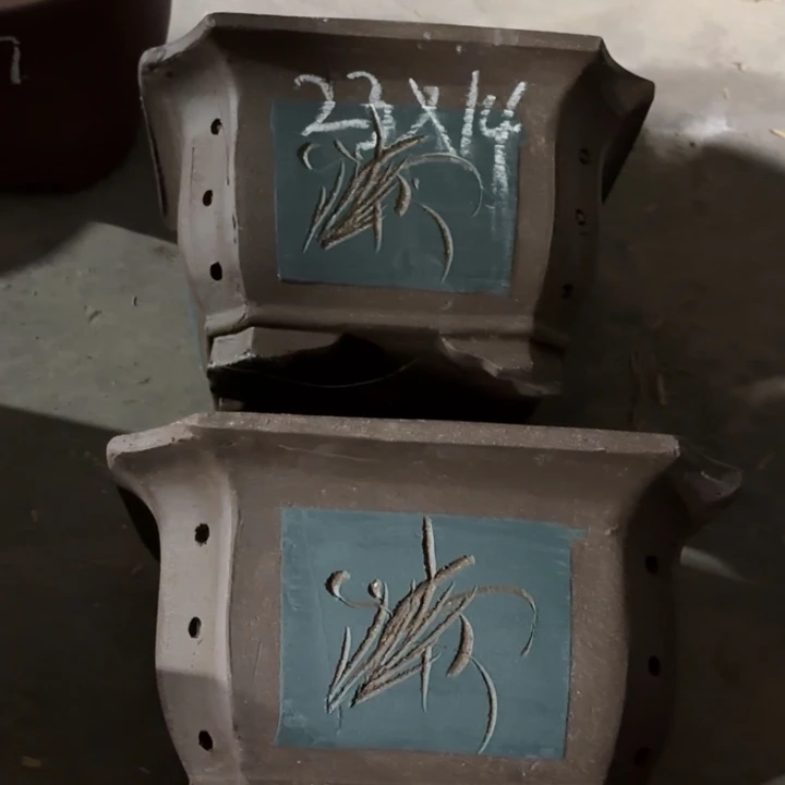 紫砂花盆100-4。 23-14。