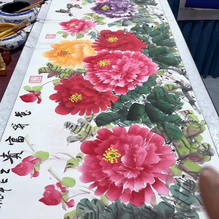 国画陈现法花开富贵
