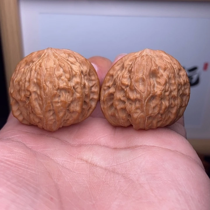 核桃全品磨盘狮子头
