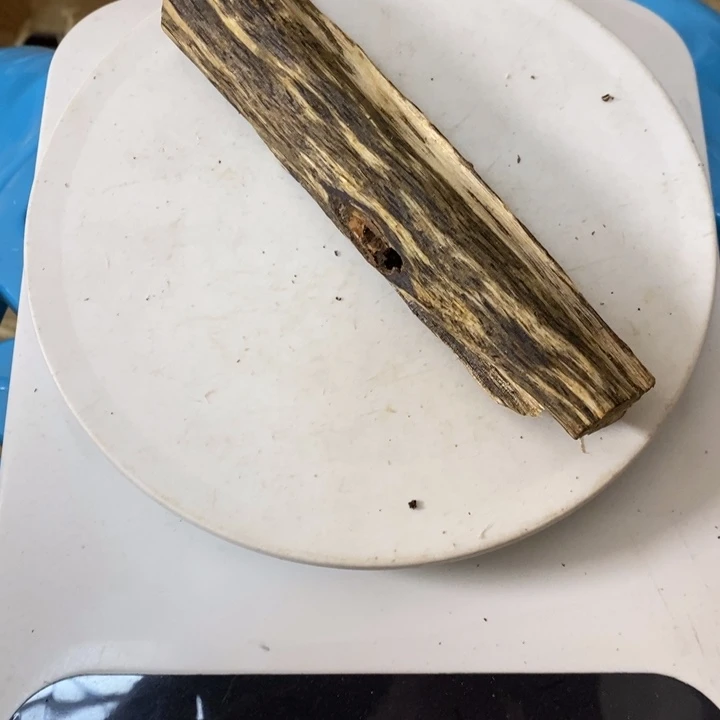 沉香沉香碎屑沉香原材料