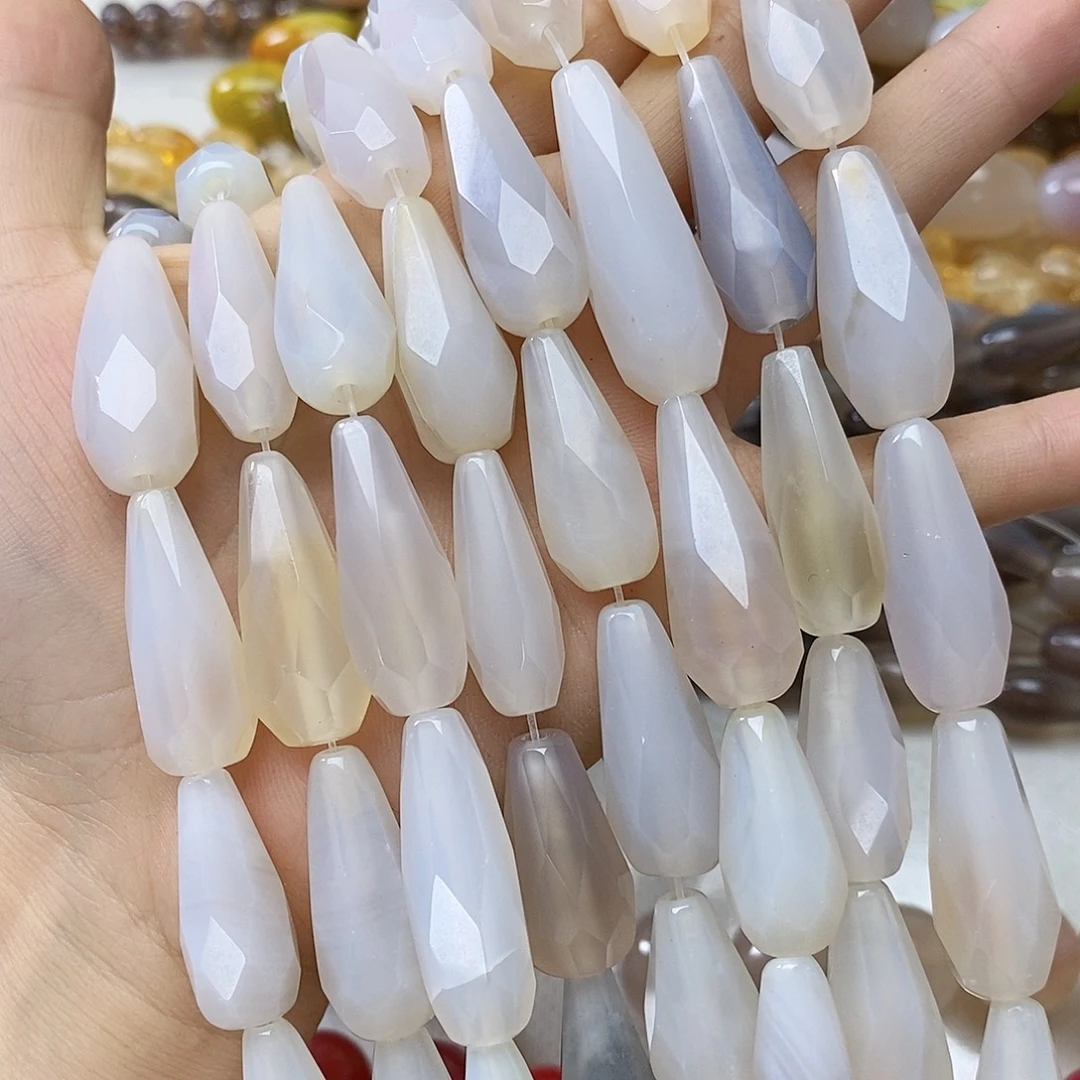 玛瑙/玉髓未镶嵌珠宝半成品玛瑙水滴一条