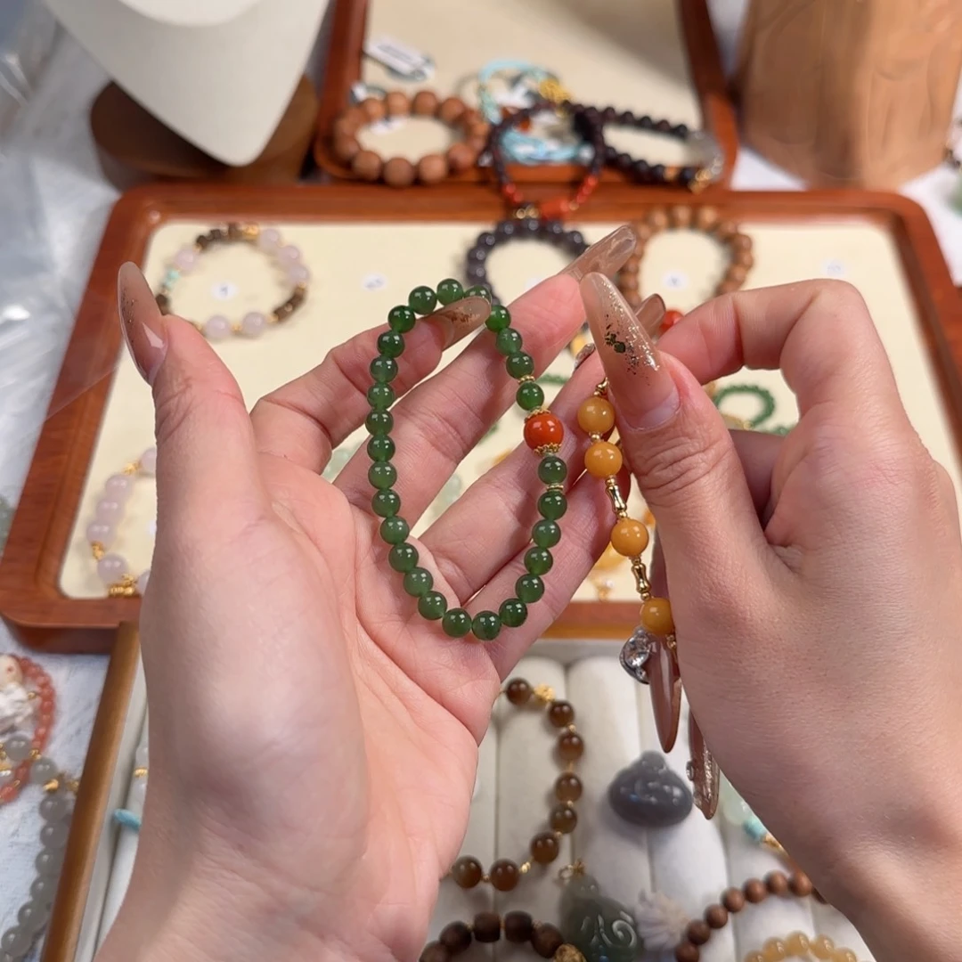 和田玉手串未镶嵌S****曼