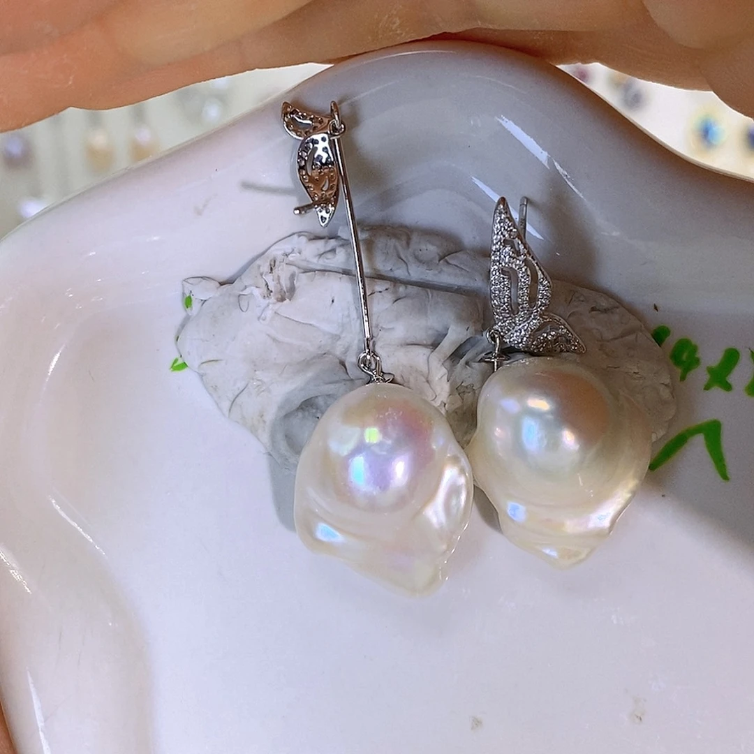 淡水珍珠耳饰未镶嵌