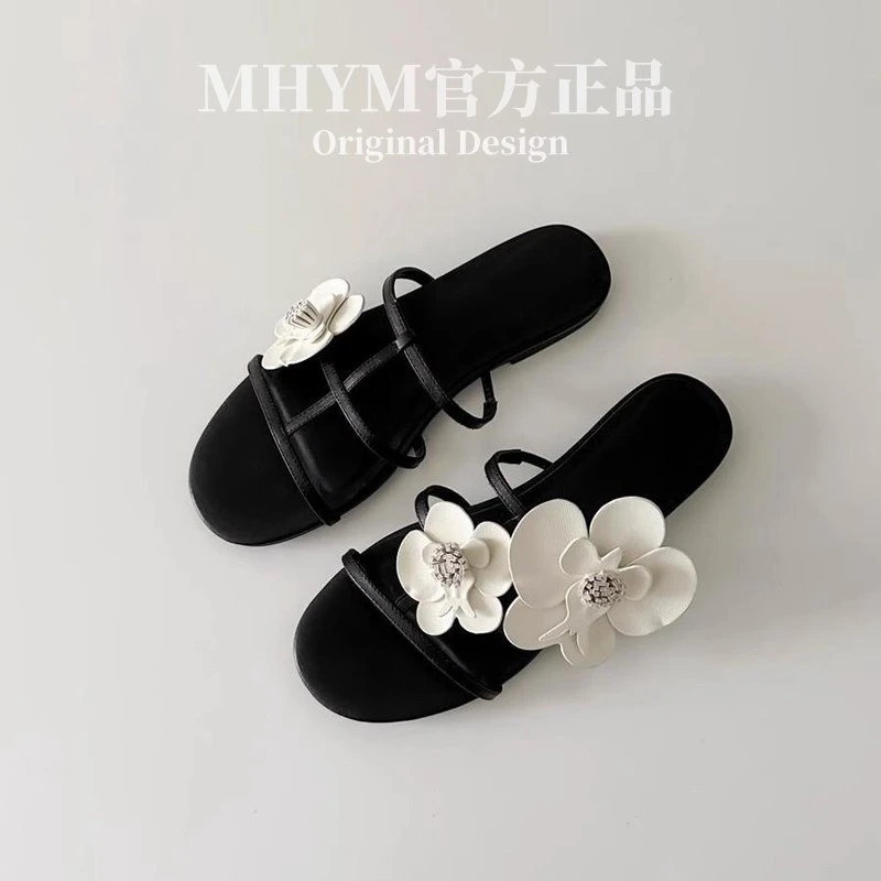 2025新款法式仙女花朵度假风罗马凉拖鞋外穿配裙子平底一字拖鞋女