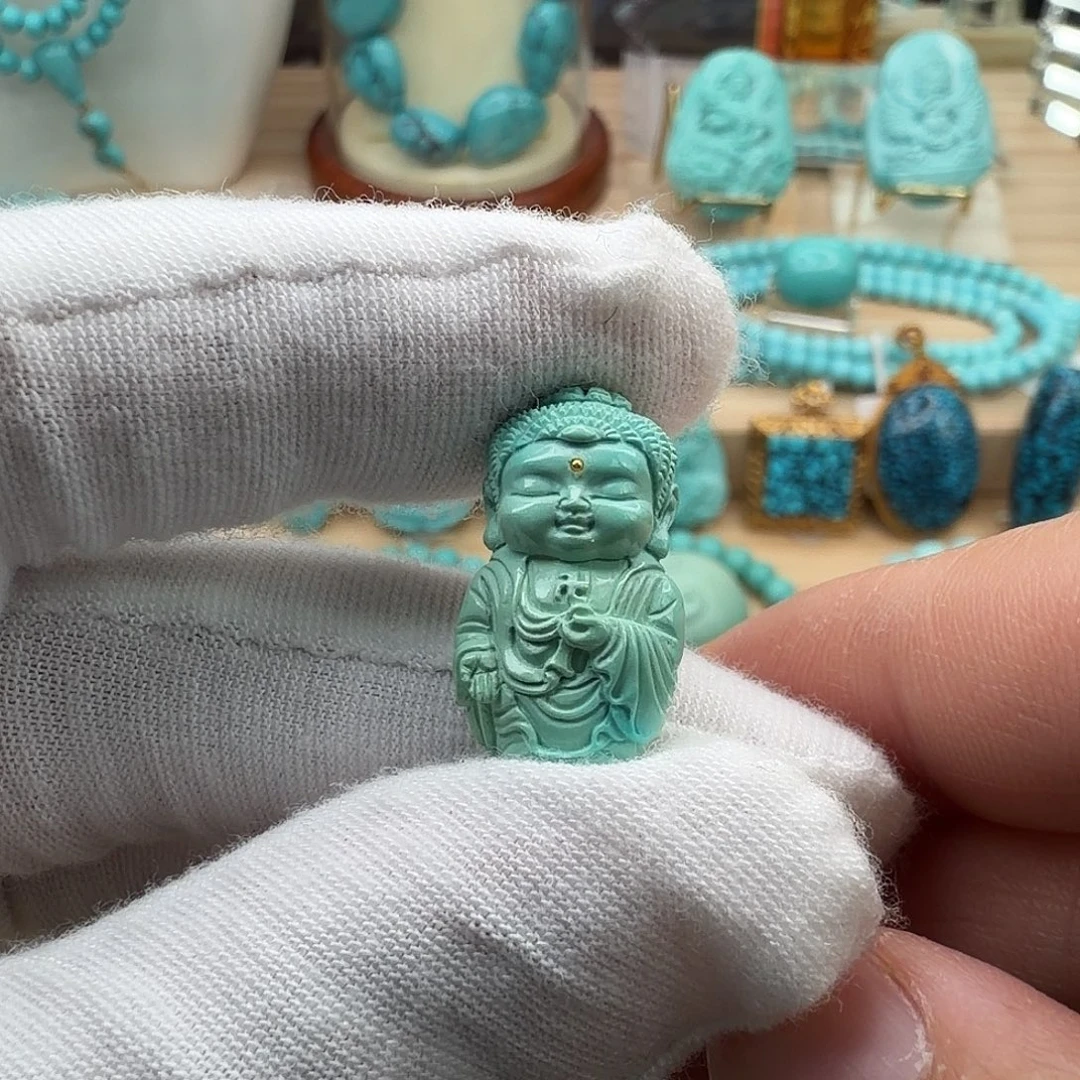 绿松石未镶嵌珠宝奇石