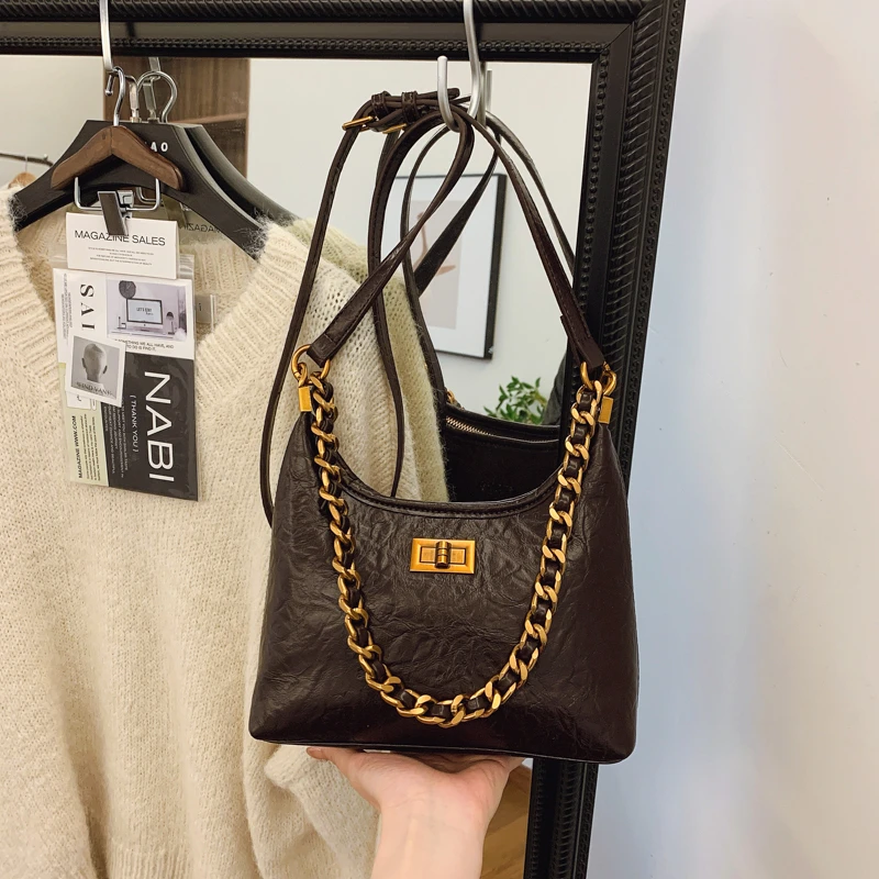 【赛赛定制】洋气时尚百搭女士黑色复古单肩肩包休闲小众秋冬斜跨