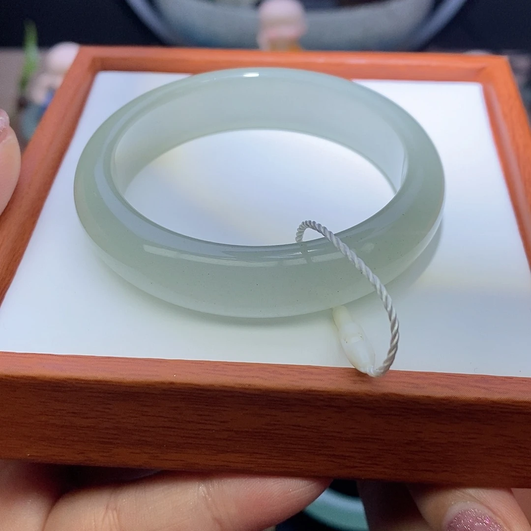 东陵石未镶嵌手镯50/51