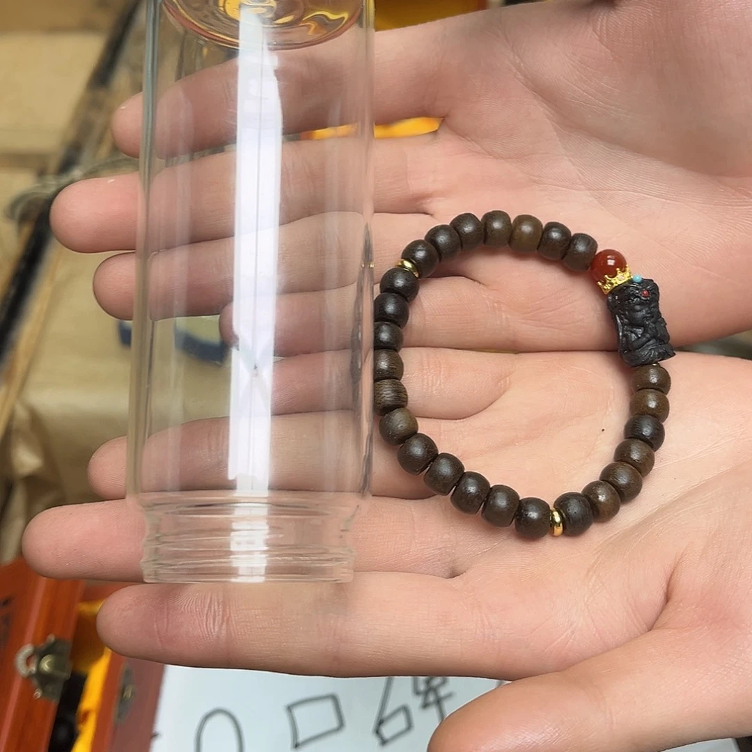 大叶紫檀（黑酸枝木类）