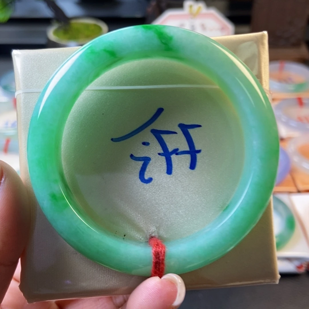 翡翠未镶嵌手镯39满绿