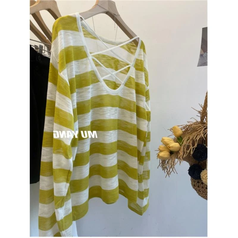 条纹t恤防晒罩衫女设计感露背辣妹上衣夏季薄款空调衫冰丝针织衫