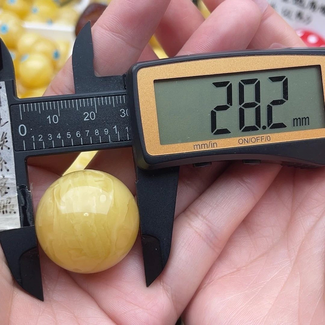 裸石琥珀未镶嵌听*蜜蜡圆珠梦
