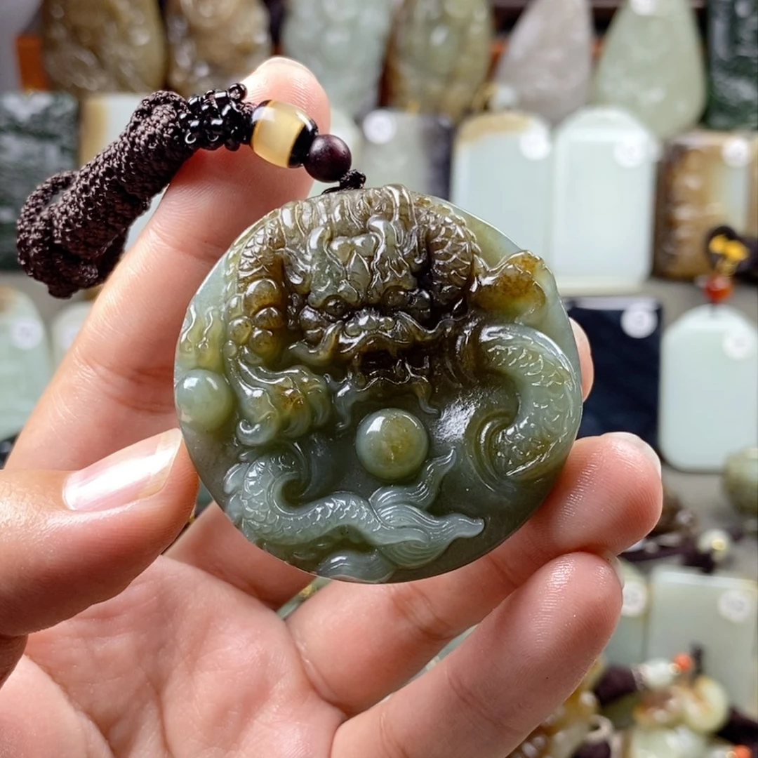 和田玉（糖玉）未镶嵌颈饰