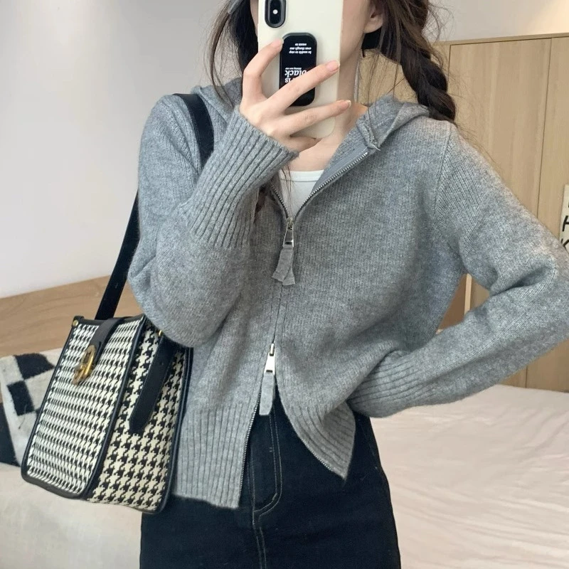洋气短款连帽双拉链针织开衫女2025春季新款收腰小个子毛衣外套