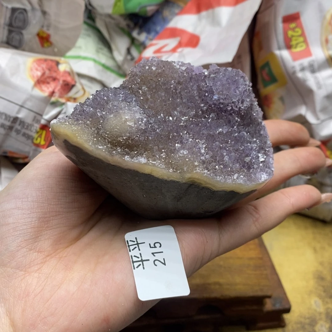 紫晶乌拉圭未镶嵌