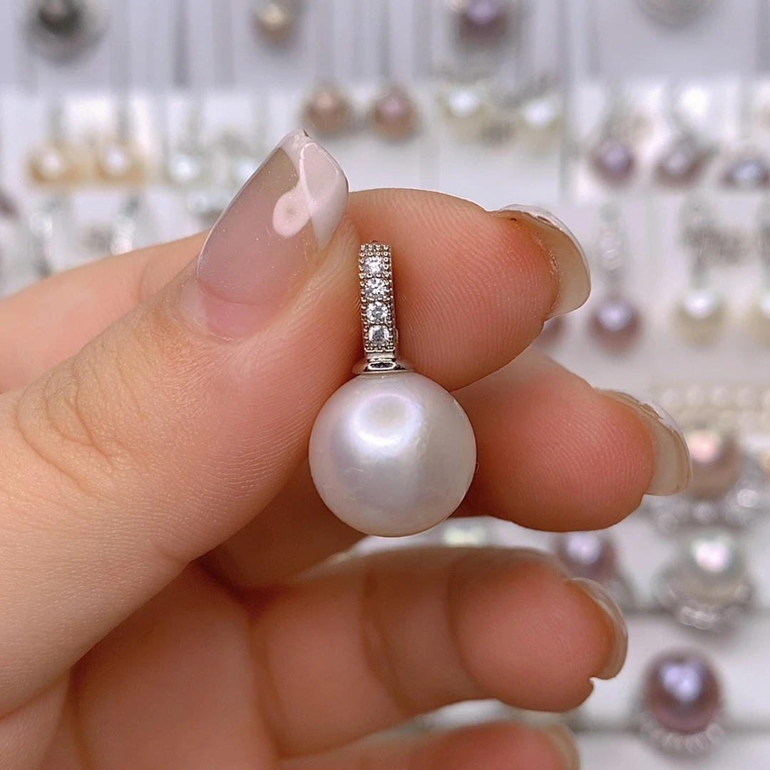 未镶嵌颈饰淡水珍珠