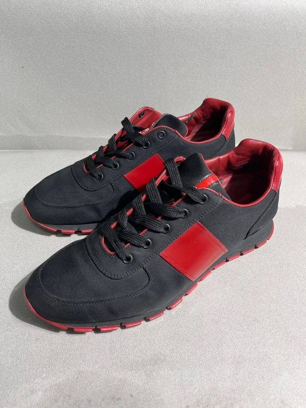 95新 Prada/普拉达 43码 黑红板鞋男鞋休闲鞋