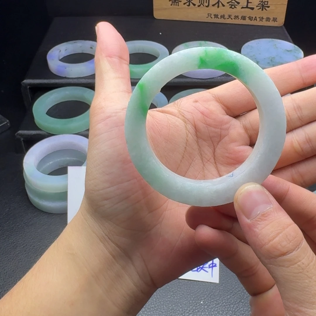 定制翡翠未镶嵌手镯56-53