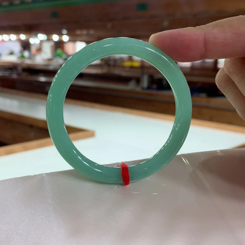 【闪购商品】翡翠手镯未镶嵌8号5455圆条