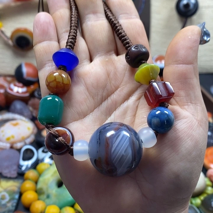 玛瑙/玉髓未镶嵌颈饰