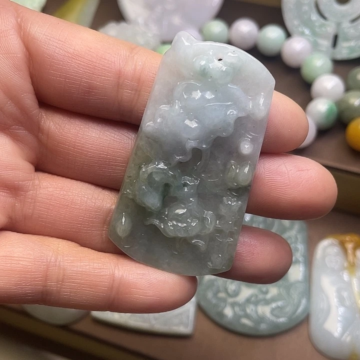 定制翡翠未镶嵌翡翠吊坠