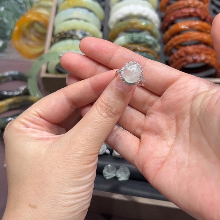 蛇纹石玉未镶嵌手链