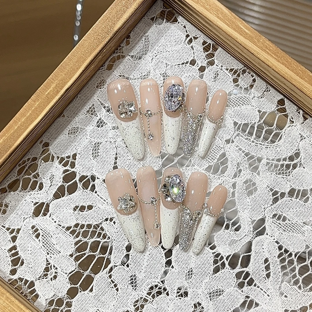 046奶油雪椰】锆石爆闪猫眼法式气质轻奢小众纯手工高级感秋冬显白