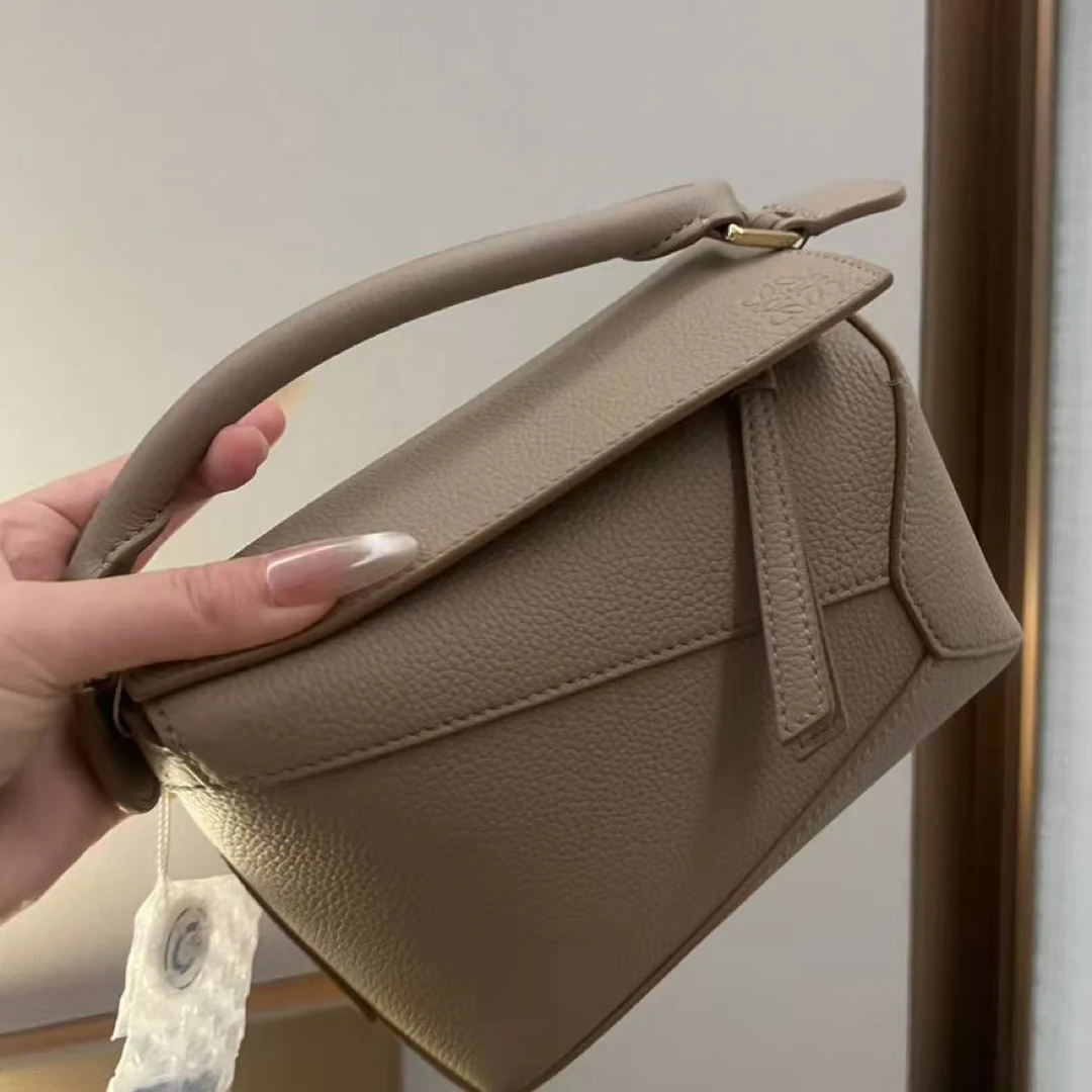 99新 LOEWE/罗意威 【包展】 大象灰 mini puzzle