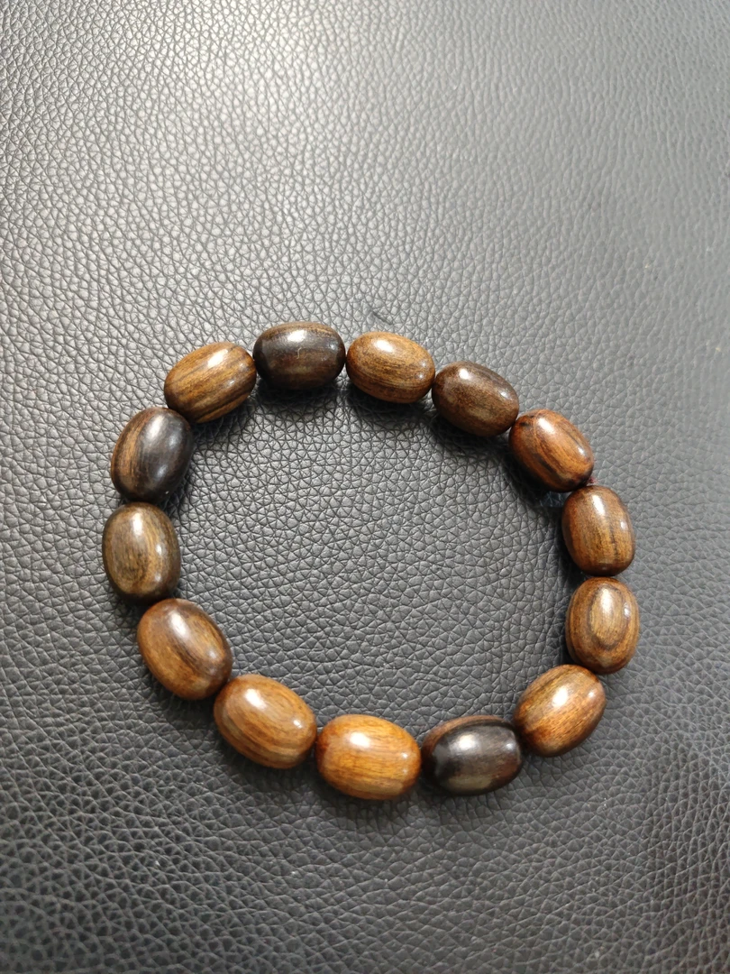 精品雷击木沉香手串12mm男女通用