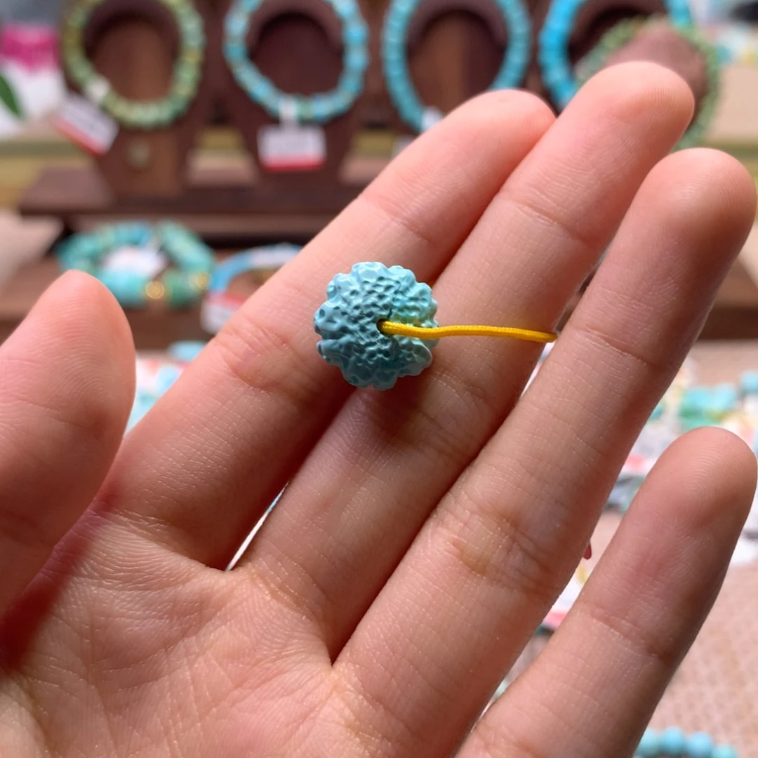 南红玛瑙配饰未镶嵌