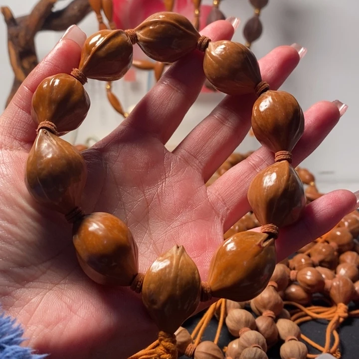 橄榄核手串/手链2.1三花铁盒