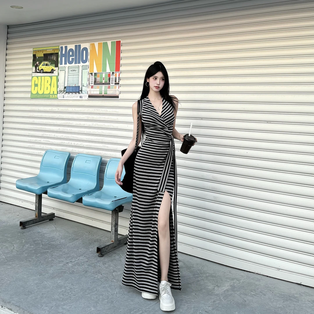 TITI 无袖V领拼接绑带开叉长裙新款显瘦收腰直筒长裙女