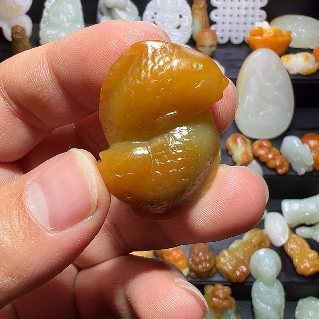 和田玉未镶嵌挂件