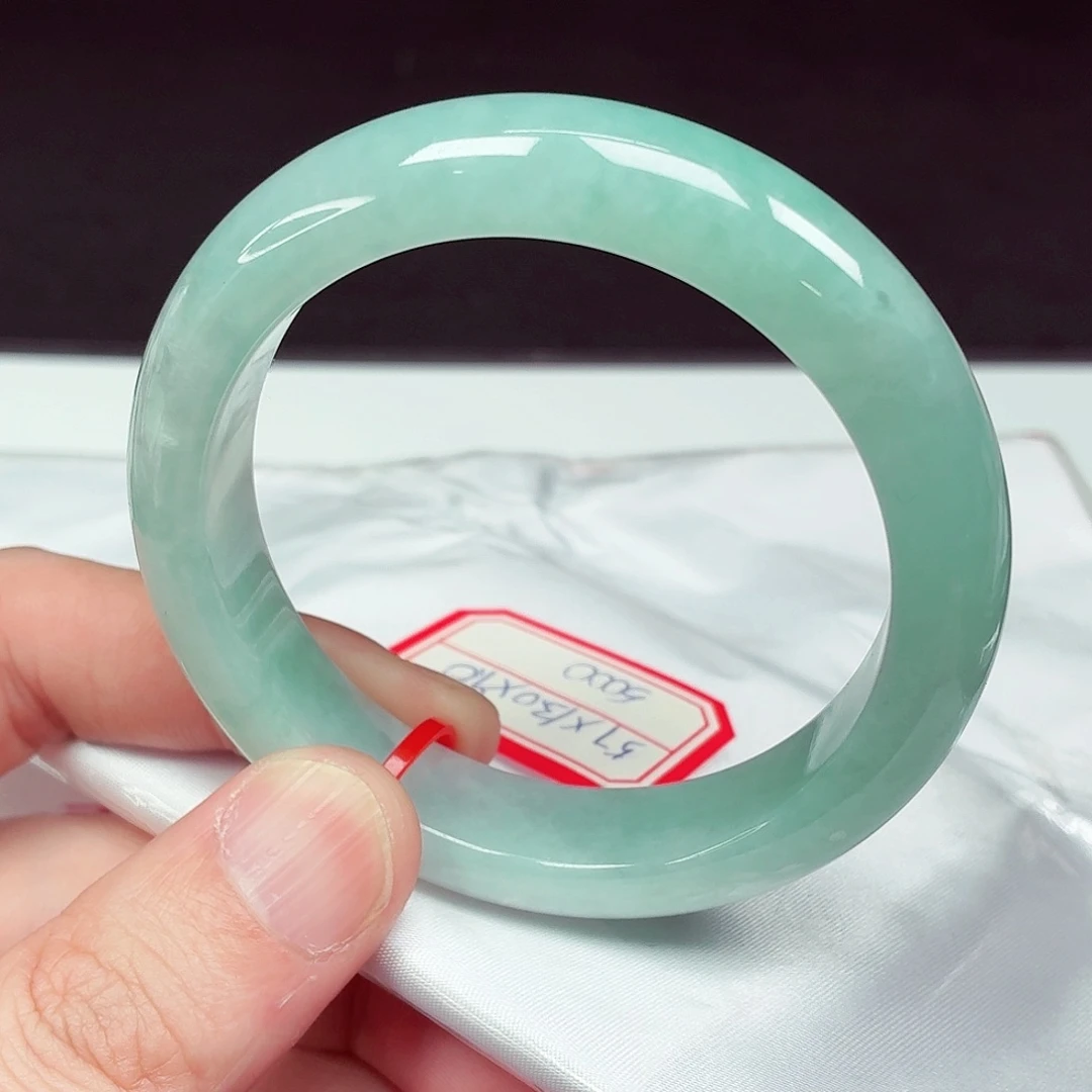 翡翠未镶嵌手镯56.8圈