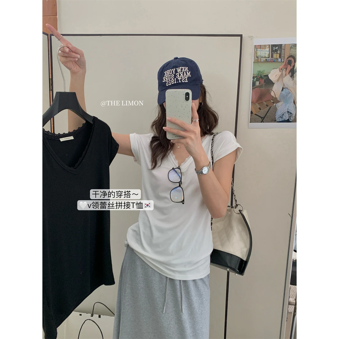 很显瘦诶！V领蕾丝拼接纯色短袖T恤8680# LWD