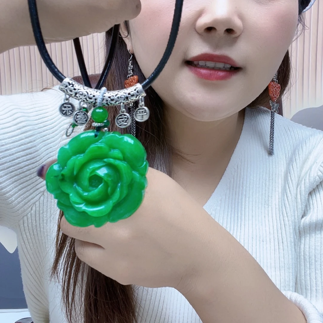 翡翠未镶嵌颈饰项链