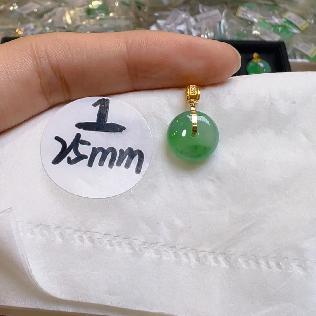 吊坠(不含链)18K金镶嵌翡翠