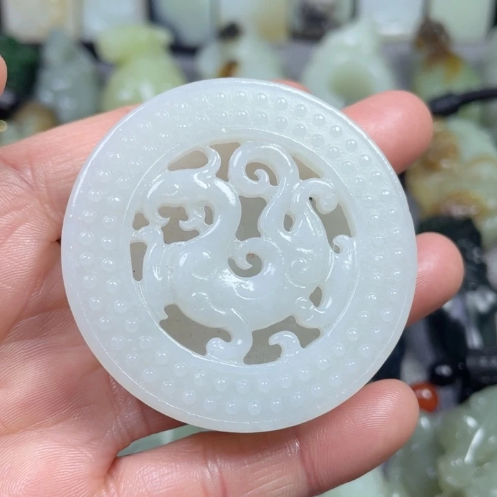 和田玉未镶嵌挂件