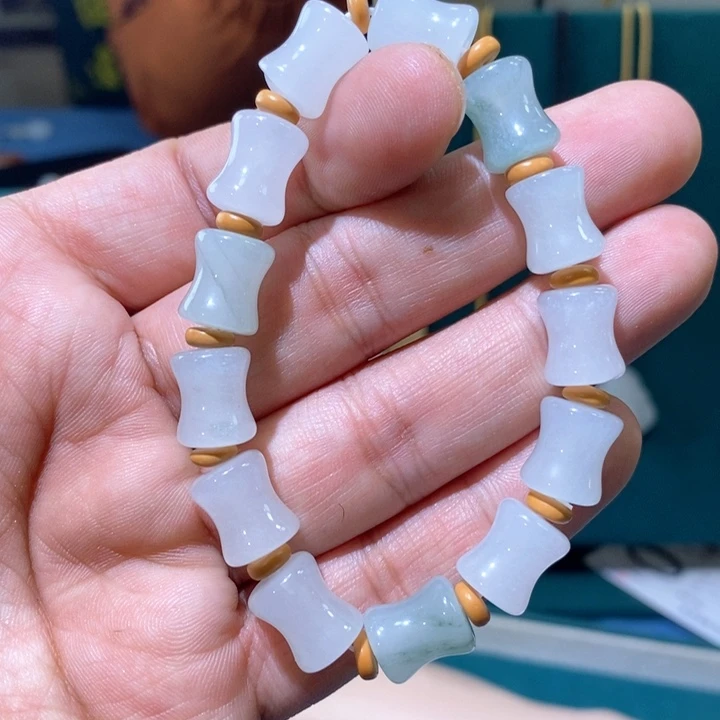 石英质玉（金丝玉）手链未镶嵌