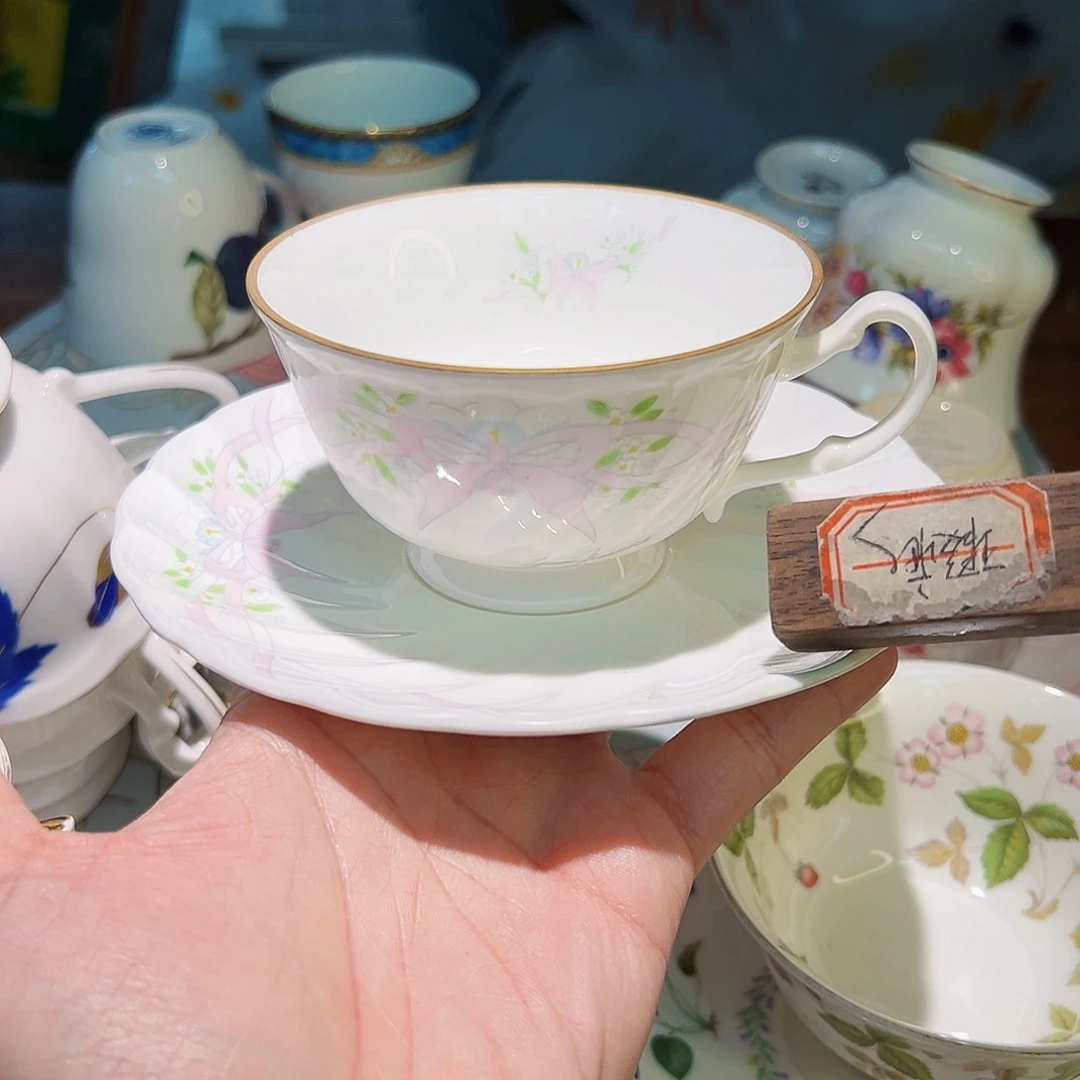 咖啡杯和茶杯也好好吃