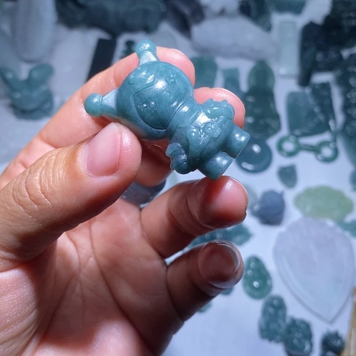 定制翡翠未镶嵌郑**?毛