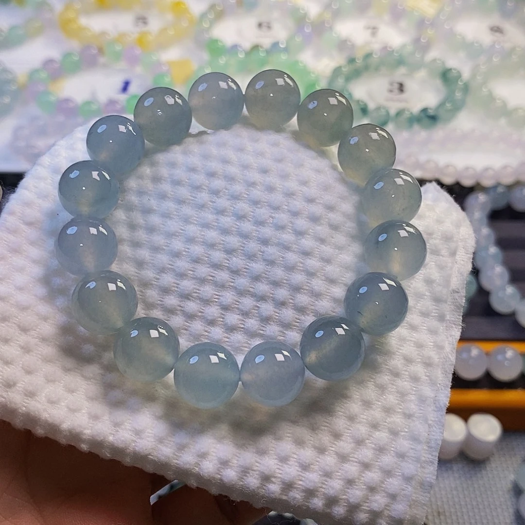 未镶嵌定制翡翠翡翠.