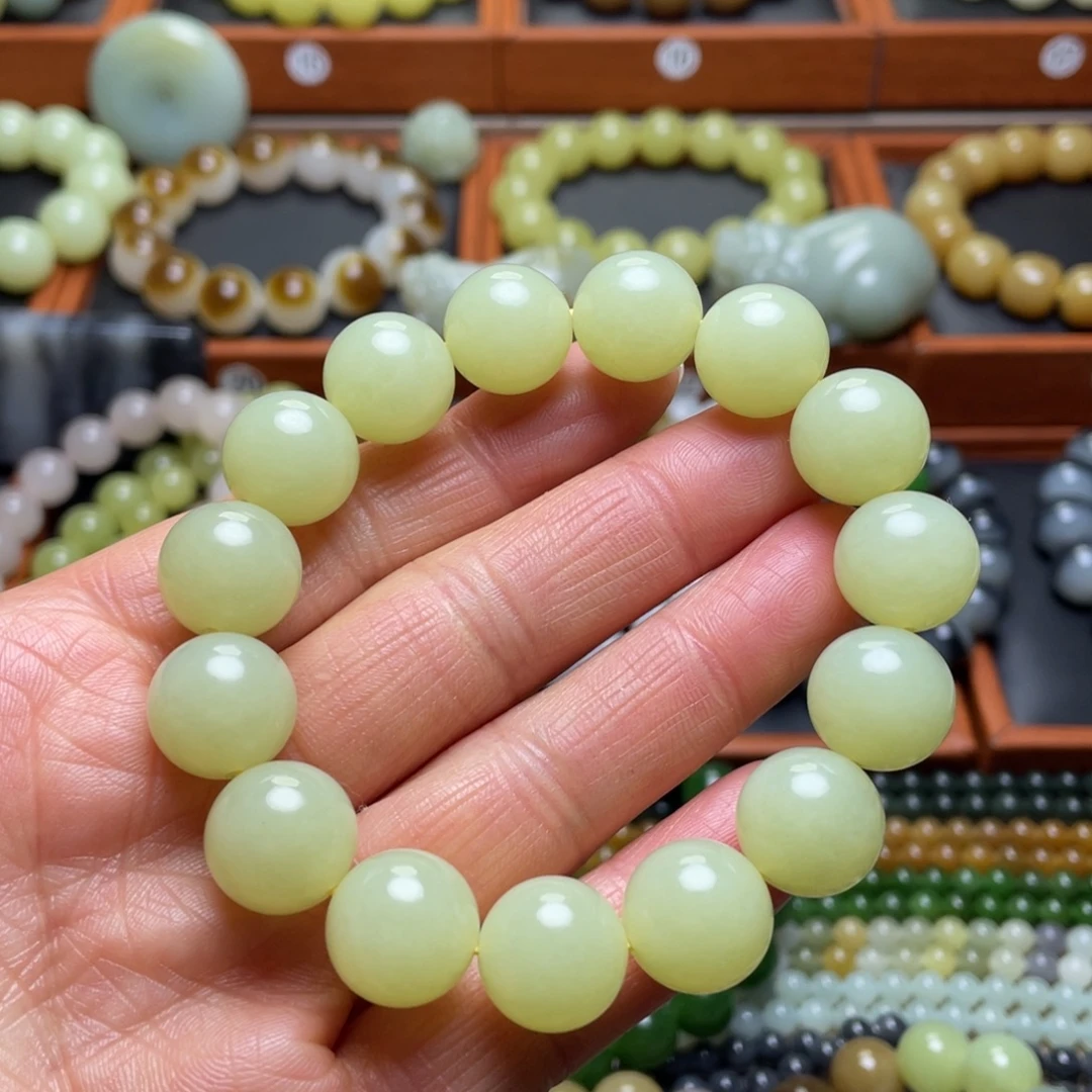 和田玉未镶嵌手串