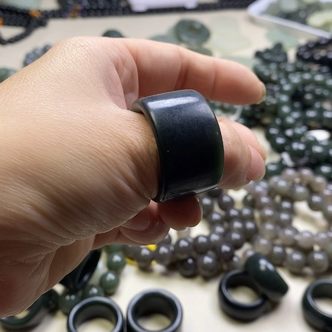 和田玉未镶嵌手链和田黑青玉直切扳指