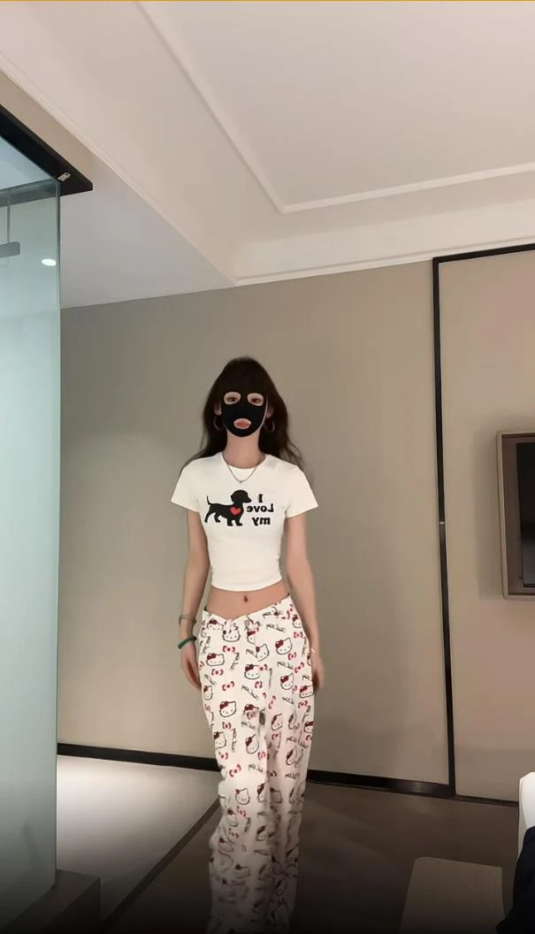 2025夏季新款美式辣妹修身短款短袖上衣配可爱风印花休闲裤两件套