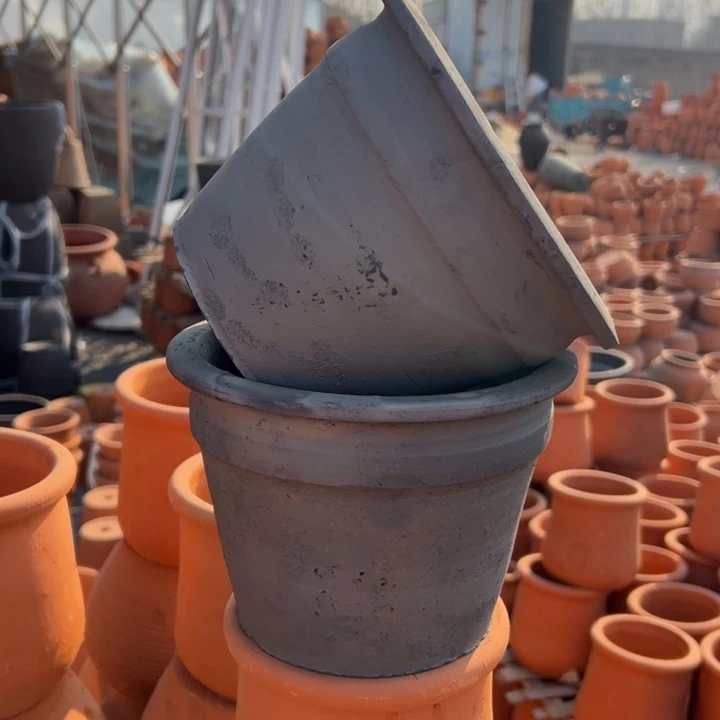 红陶19×13.5 手工黑陶两个