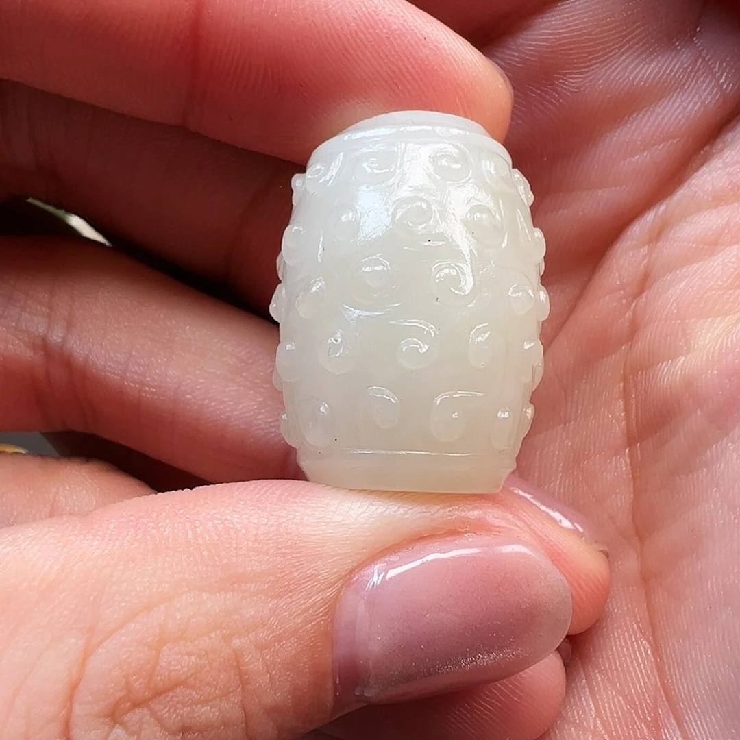 和田玉颈饰未镶嵌娟*唐