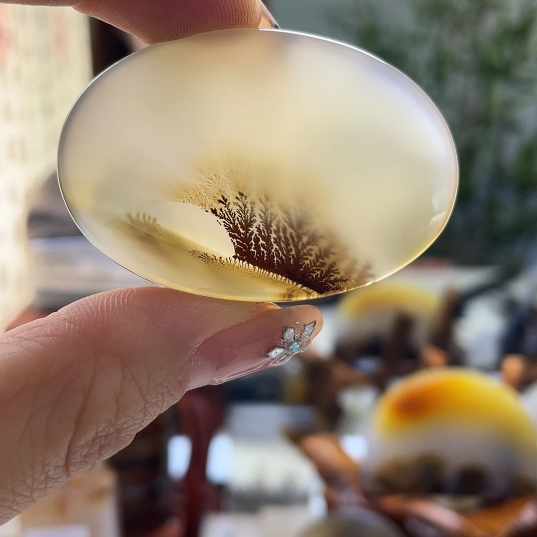 玛瑙/玉髓未镶嵌珠宝奇石