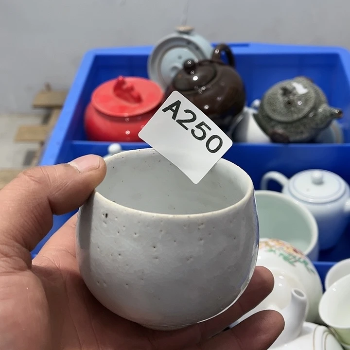 九***年瓷片默认微瑕瓷器、茶具、壶、摆件，介意勿拍